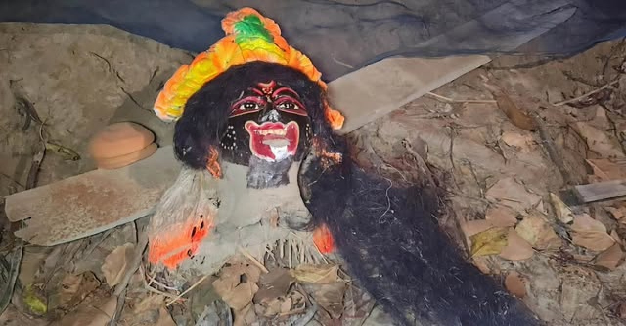 বাউফলে শতবর্ষী মন্দিরে হামলা; প্রতিমা ভাঙচুর