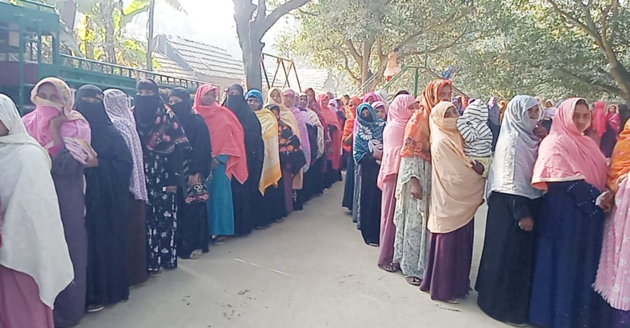 শিবগঞ্জে শান্তিপূর্ণভাবে ভোট চলছে