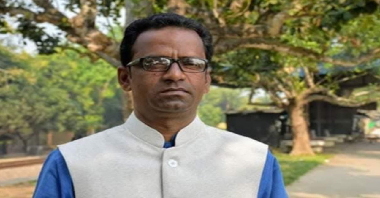 নাটোরের বাগাতিপাড়ায় সাবেক উপজেলা চেয়ারম্যান আটক