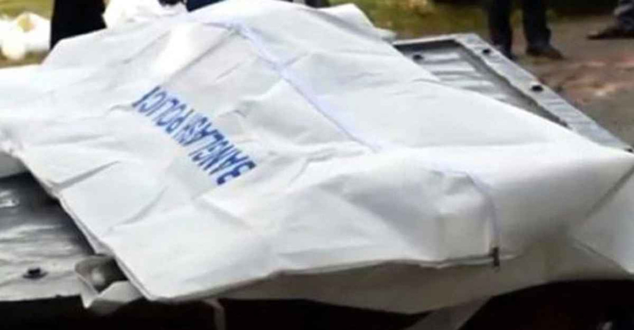 রাজশাহীতে গাছ থেকে পড়ে প্রাণ গেল যুবকের