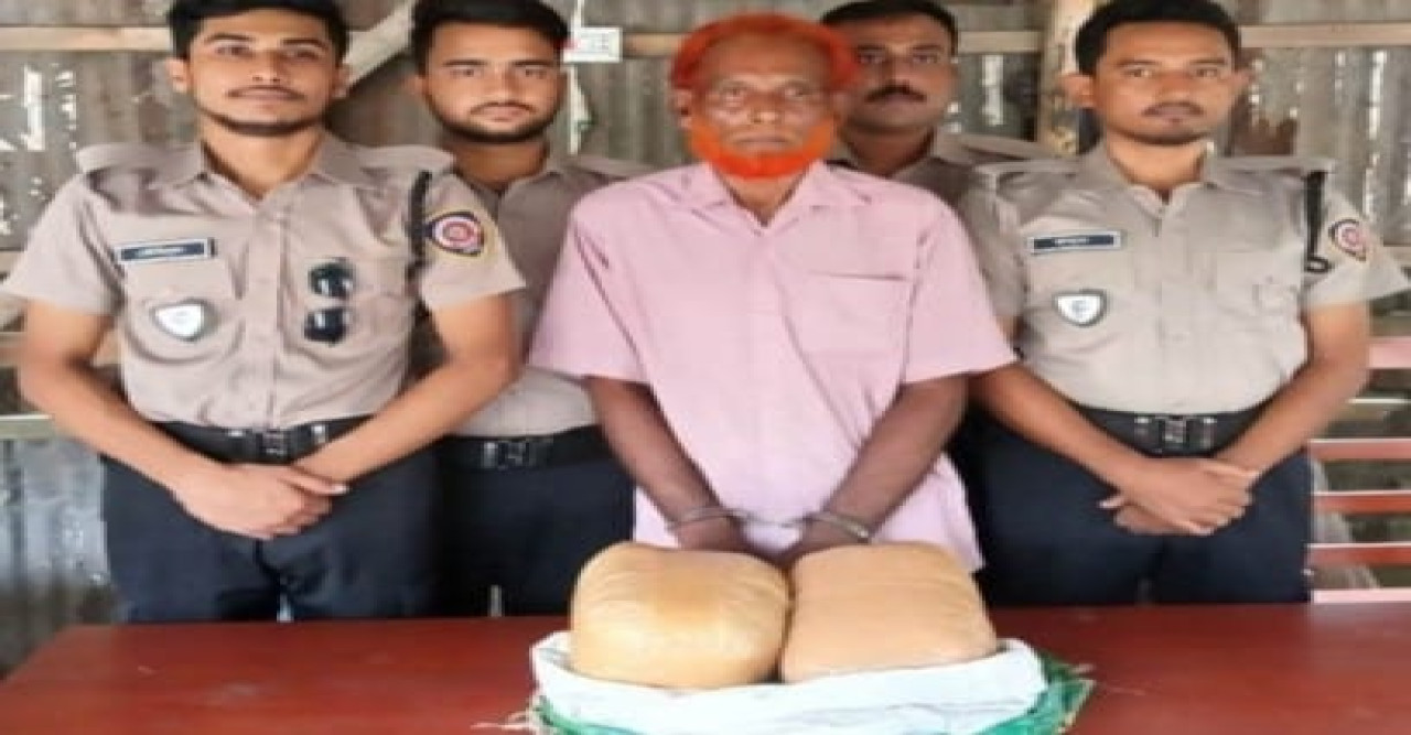যশোরের শার্শায়  ৪ কেজি গাঁজাসহ মাদক ব্যবসায়ী আটক