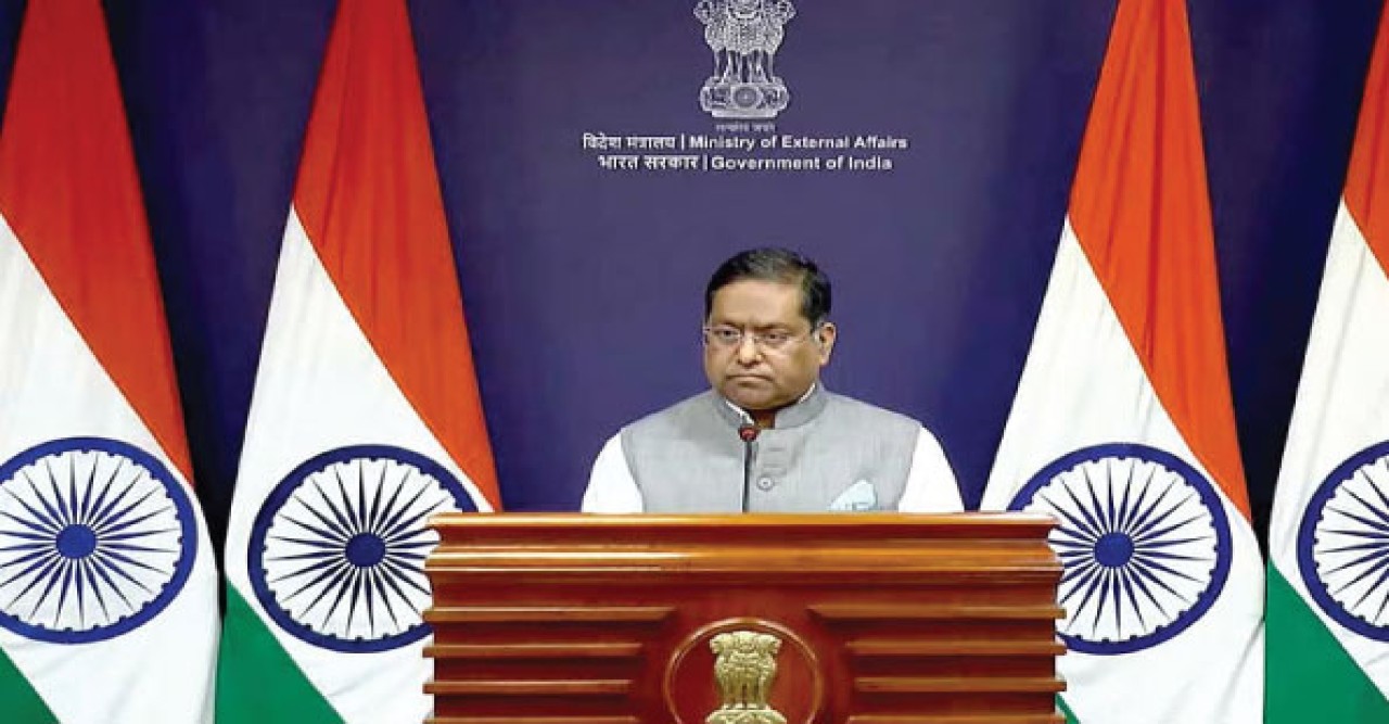 শেখ হাসিনার প্রত্যর্পণ ইস্যু সংবেদনশীল, আইনি দিক খতিয়ে দেখা হচ্ছে: জয়সওয়াল