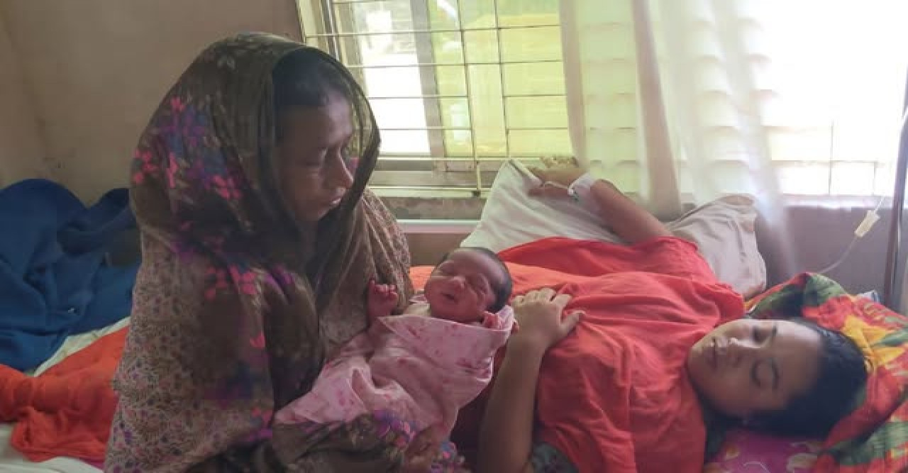 পহেলা বৈশাখে ফুটফুটে ছেলের জন্ম নতুন প্রাণের আগমন আনন্দের বন্যা বইছে পরিবারে