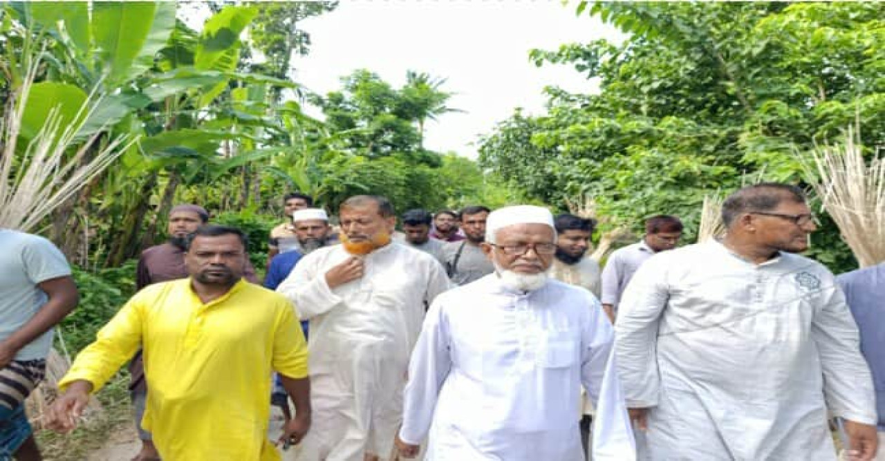 যশোরের শার্শায় ভারতীয় পানিতে প্লাবিত সীমান্ত এলাকা পরিদর্শন উপজেলা জামায়াতের