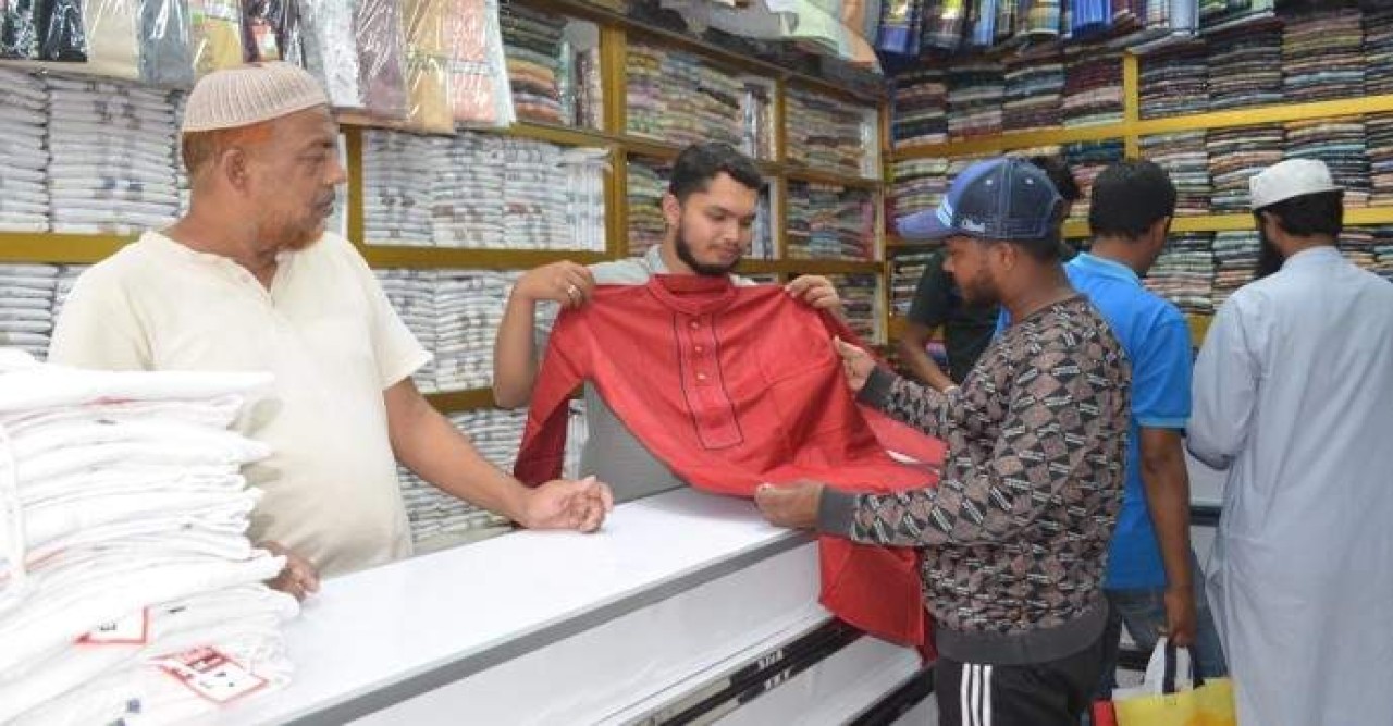 এবার ঈদে জিন্স আর পাঞ্জাবিতে নজর পুরুষের