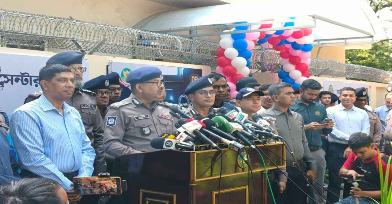 জনগণের সুরক্ষাকে অগ্রাধিকার দিয়ে সক্ষমতা বাড়াচ্ছে ডিএমপি: কমিশনার