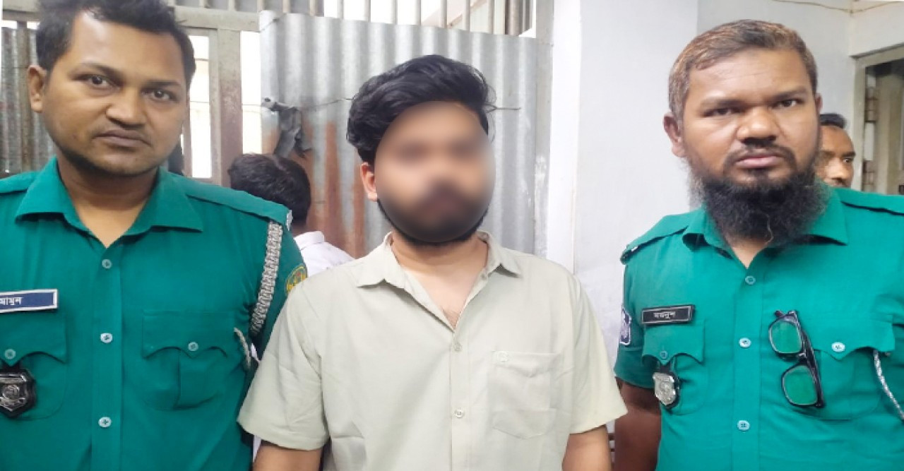 রাজশাহীতে সাইবার হ্যাকার পরিচয়ে প্রতারণা, গ্রেপ্তার ১