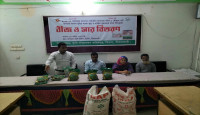 ডিমলায় ক্ষুদ্র ও প্রান্তিক কৃষকের মাঝে বিনামূল্যে পাটের বীঁজ ও সার বিতরণ