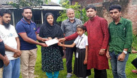 মাত্র ১৮০ টাকার অভাবে বহিষ্কৃত সেই শিশু শিক্ষার্থীর পাশে ইকরা সুন্নাহ ফাউন্ডেশন