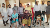 পাঁচবিবিতে ১৭ জন প্রতিবন্ধীর মাঝে হুইলচেয়ার বিতরন